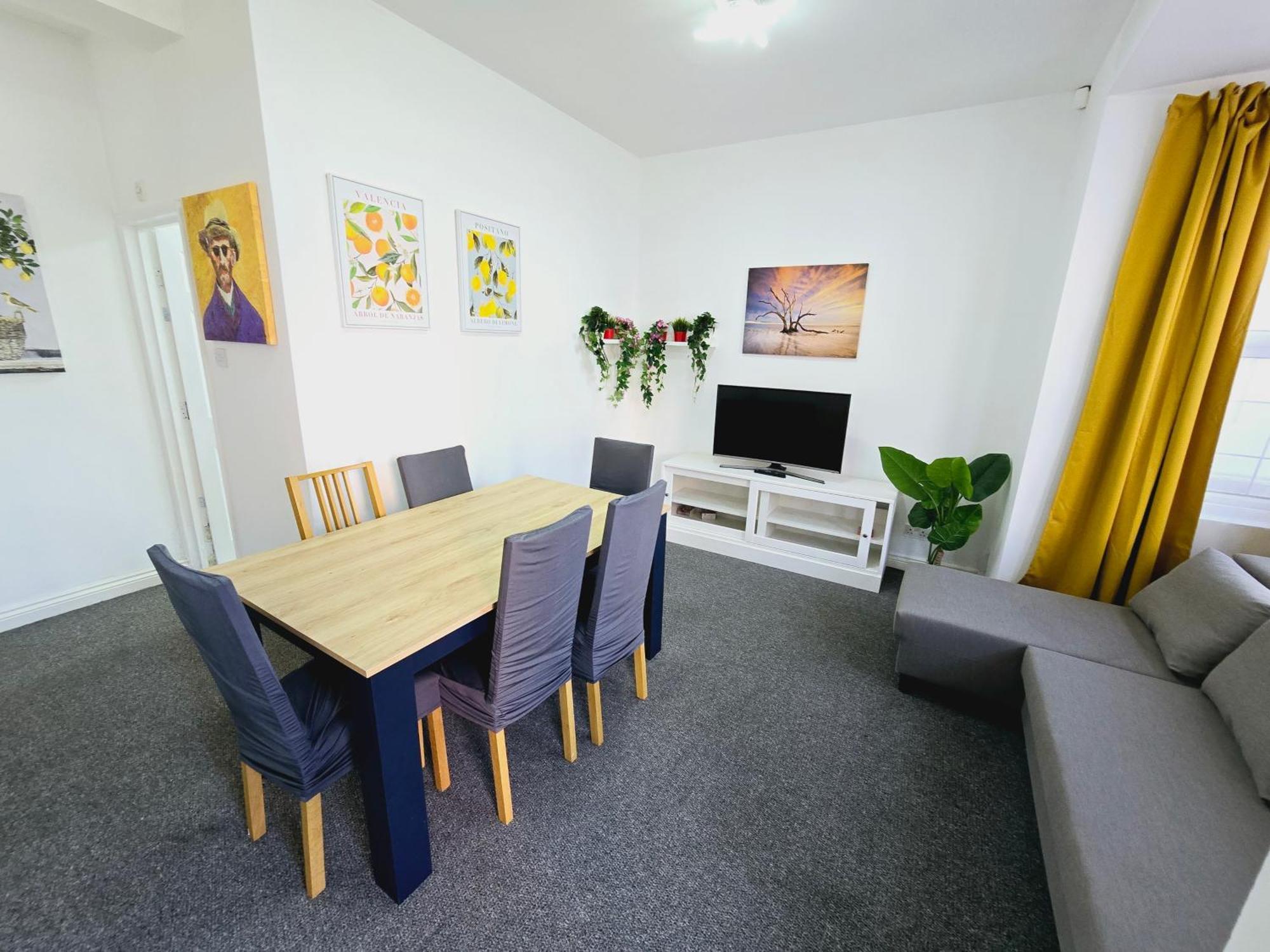 The Flat - 2 Bedroom